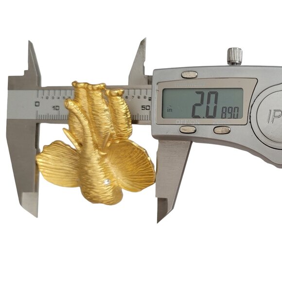 Gold Tone Elephant Clear Rhinestone Eyes Brooch K605 - Picture 7 of 9